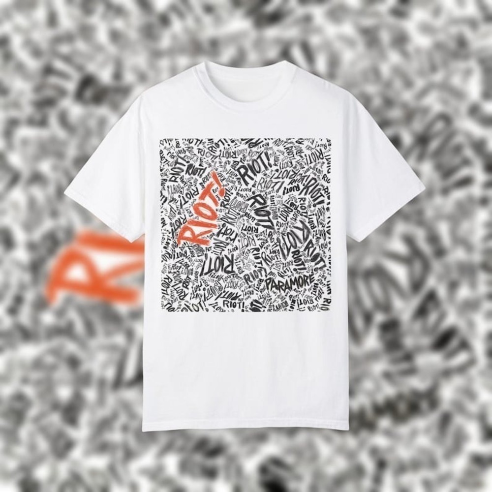Paramore Riot Unisex Tshirt Gift For Fan